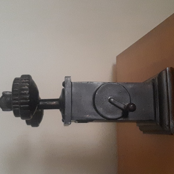 Decor - Picture 2 of 4